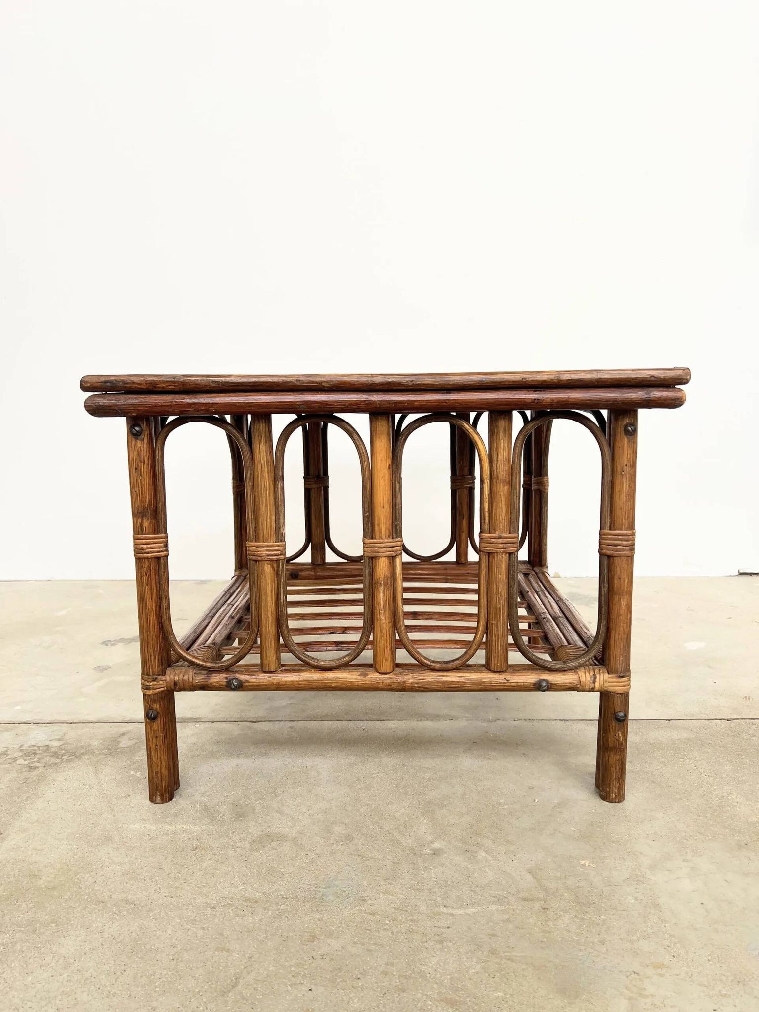 Table Basse Carrée en Rotin & Bambou – Plateau Amovible