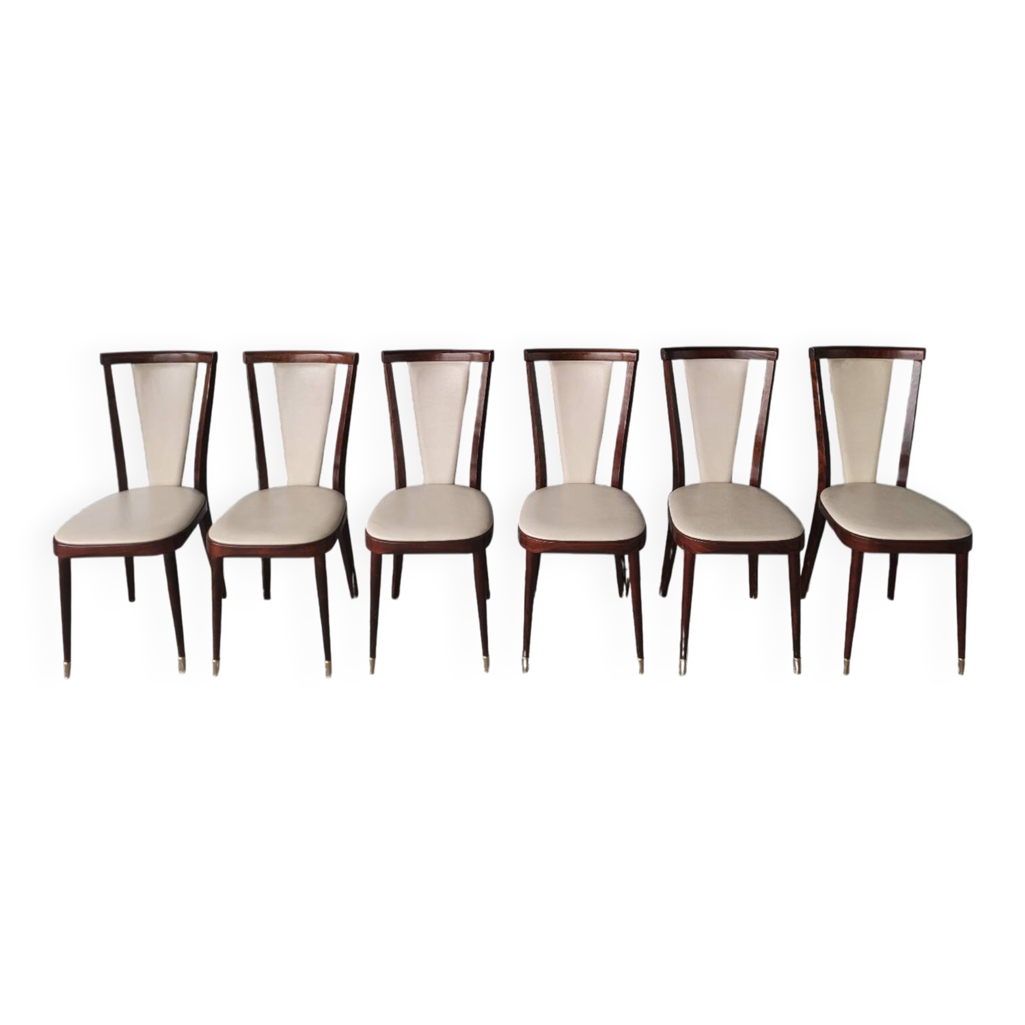 Set of 6 Baumann N°84 vintage chairs in very good condition.