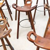 Grand ensemble de tabourets de bar espagnols, vendus à l'unité