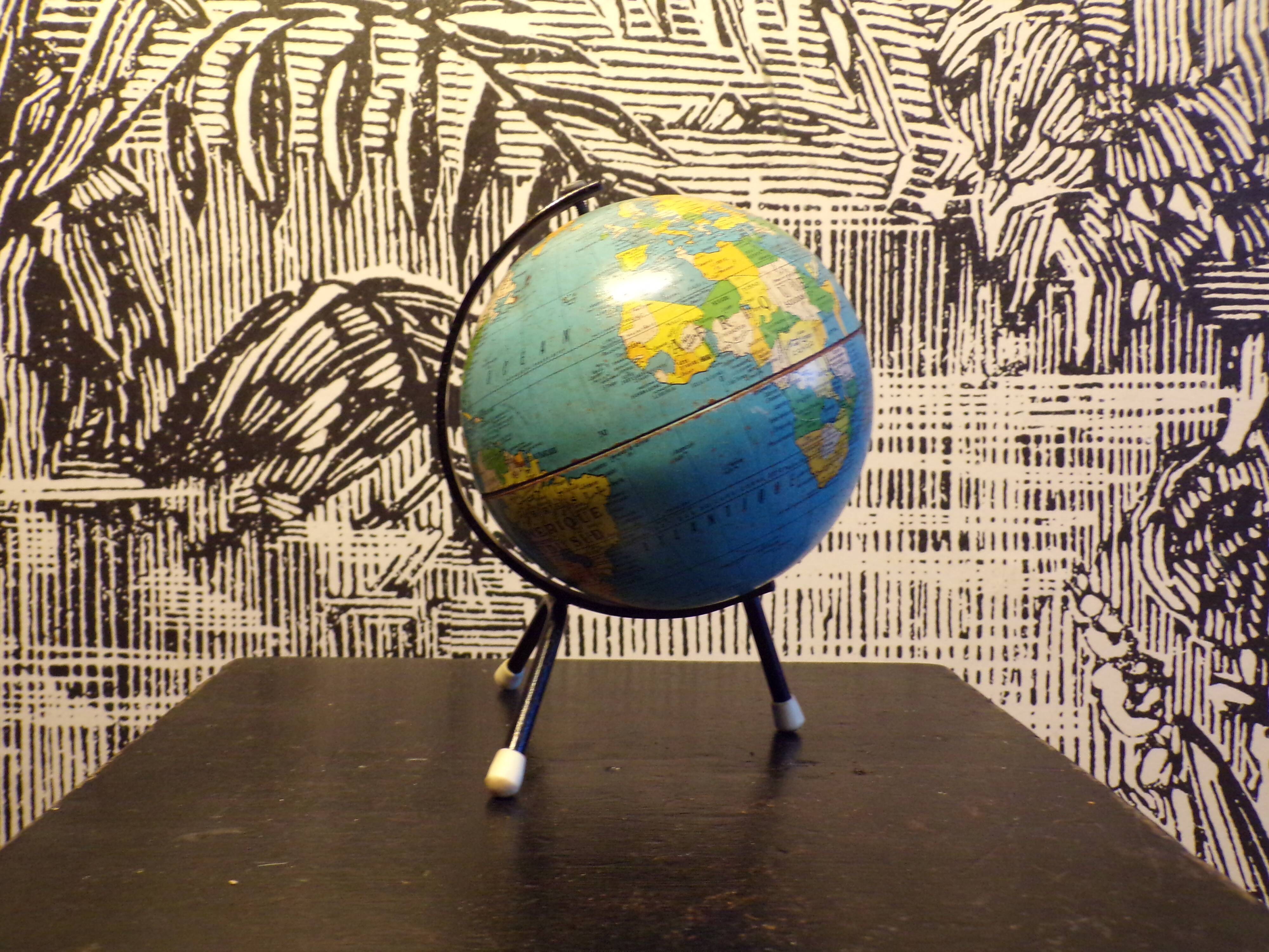 Taride terrestrial globe 1960 Ø12cm