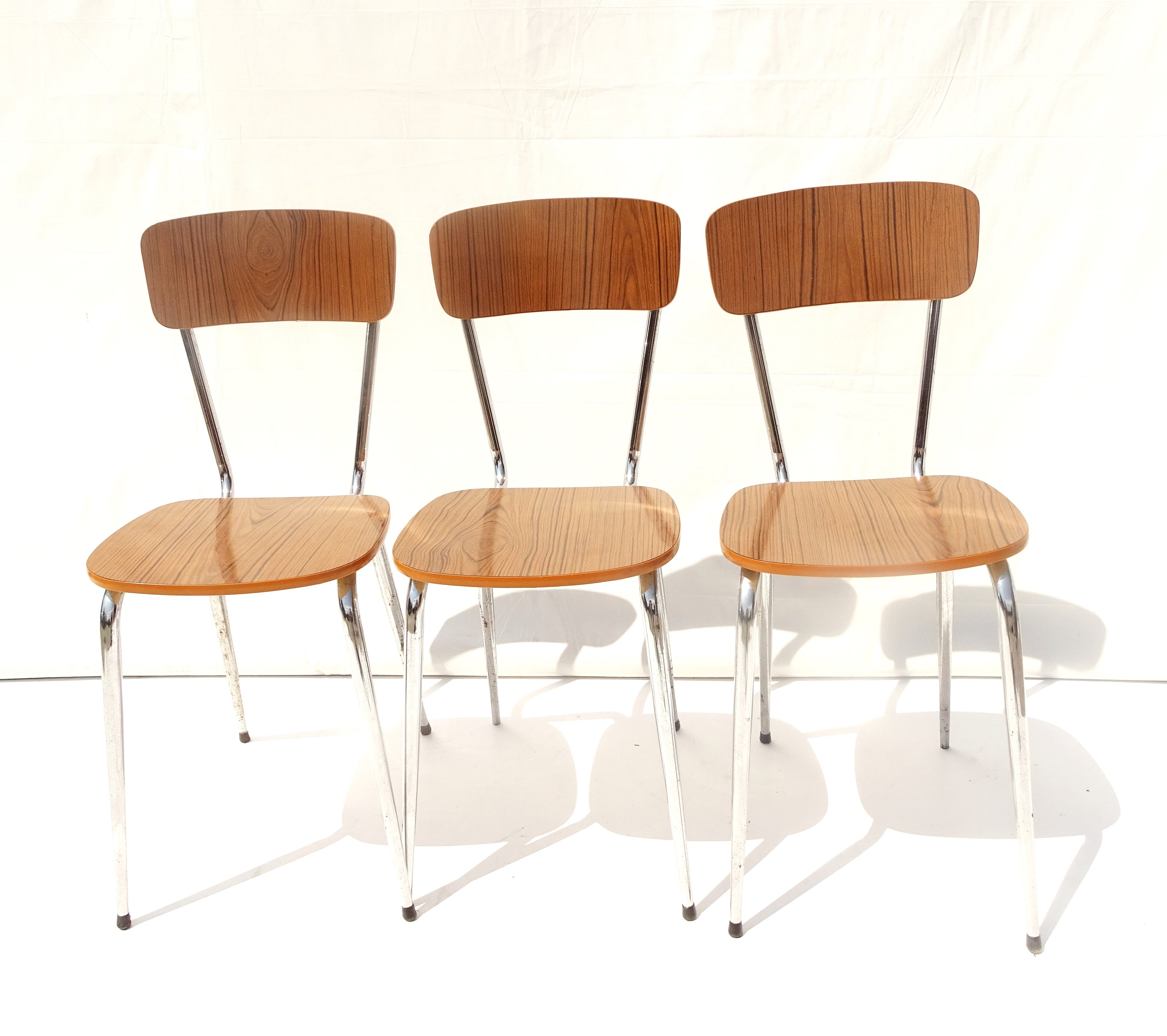 Lot  de 3 chaises  formica couleur  bois