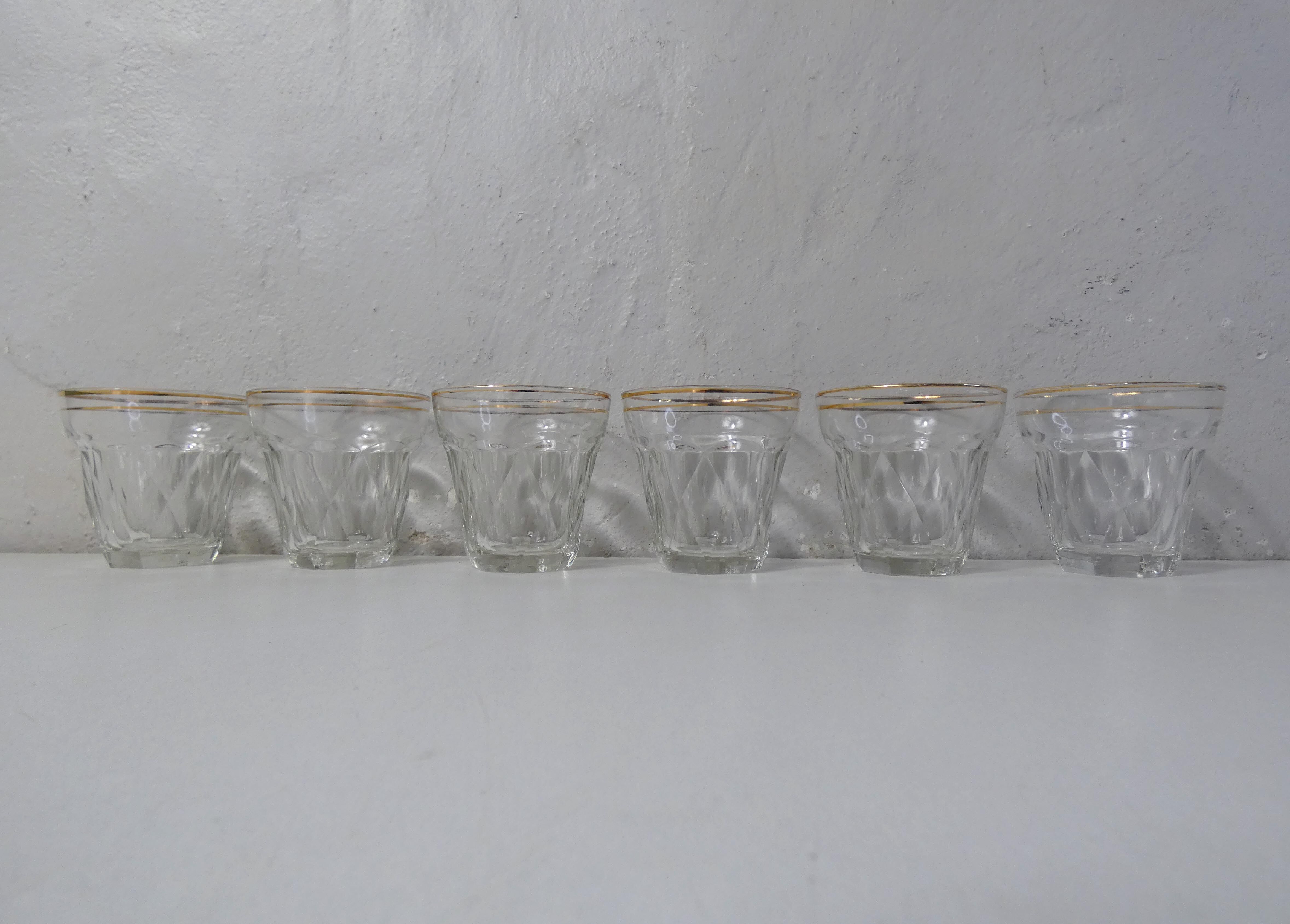 6 bistro glasses