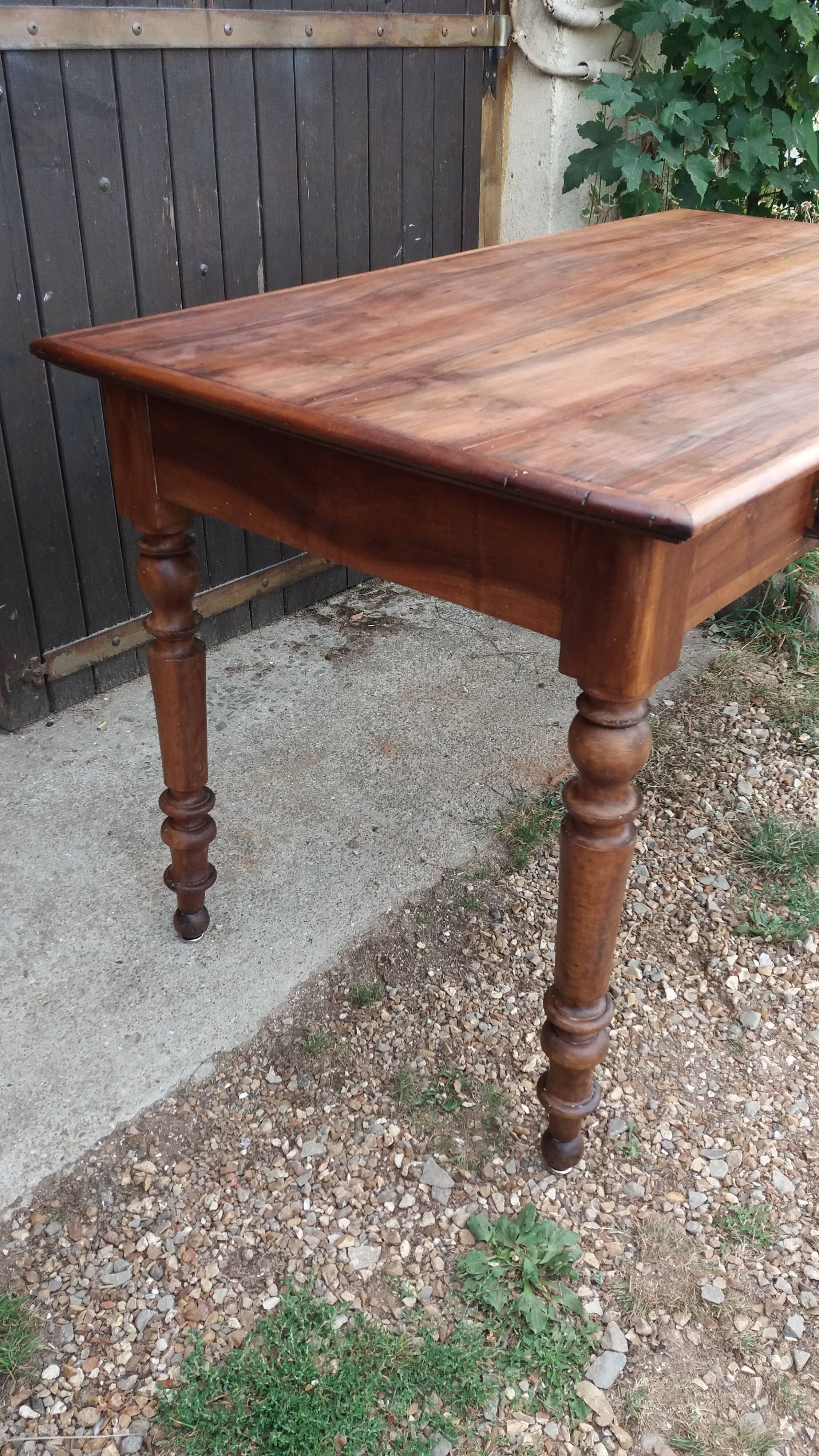 Table de cuisine rustique