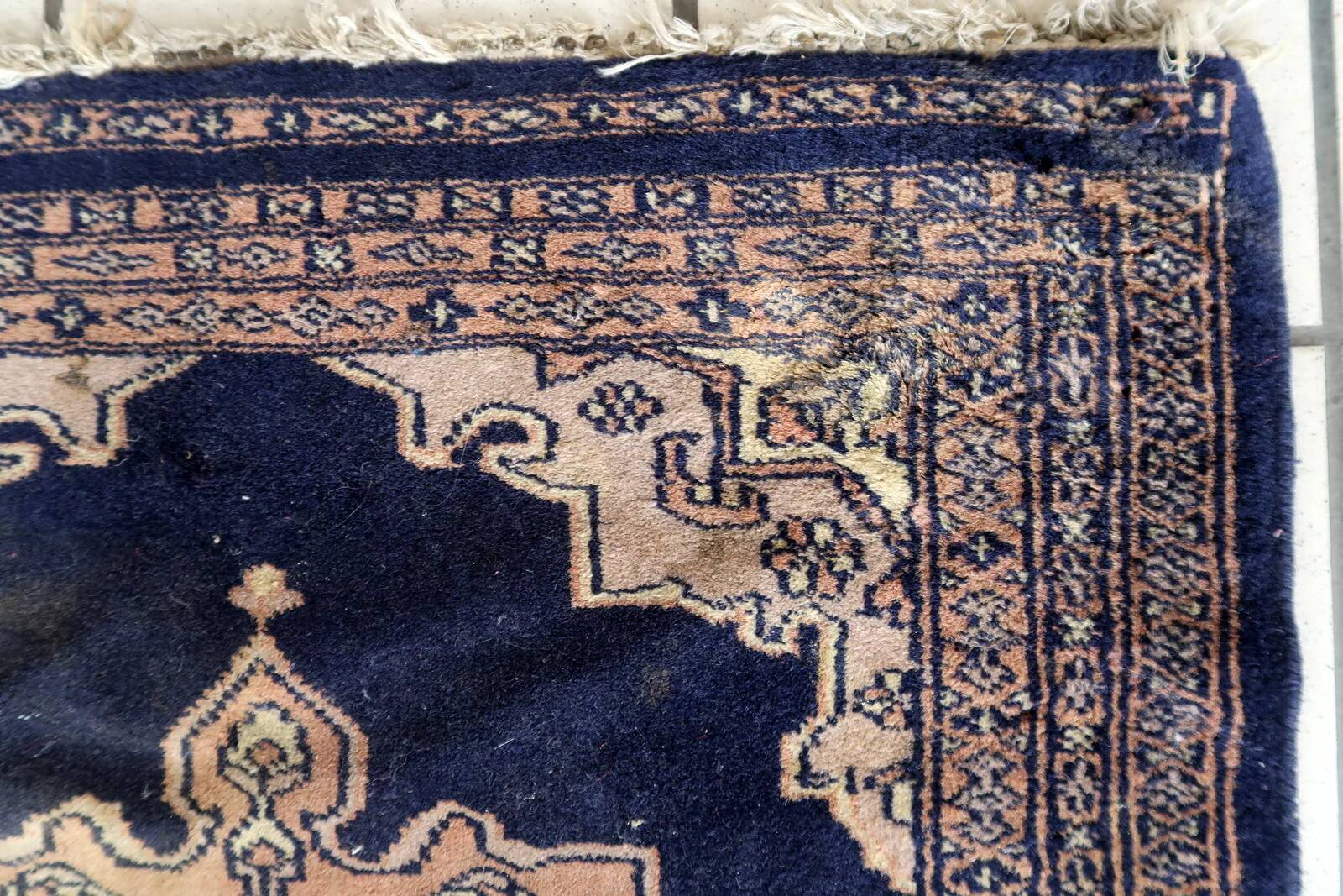 Handmade vintage Uzbek Bukhara rug 64cm x 65cm 1960s - 1C1176