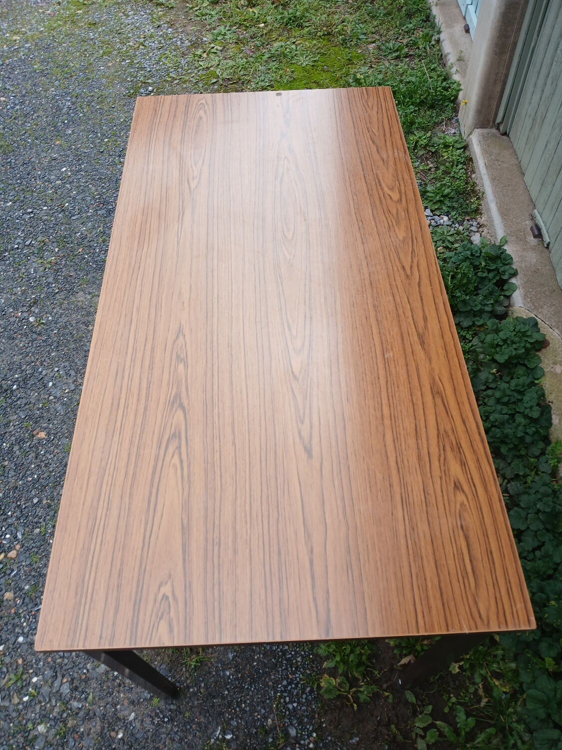 Table ancienne en formica et métal