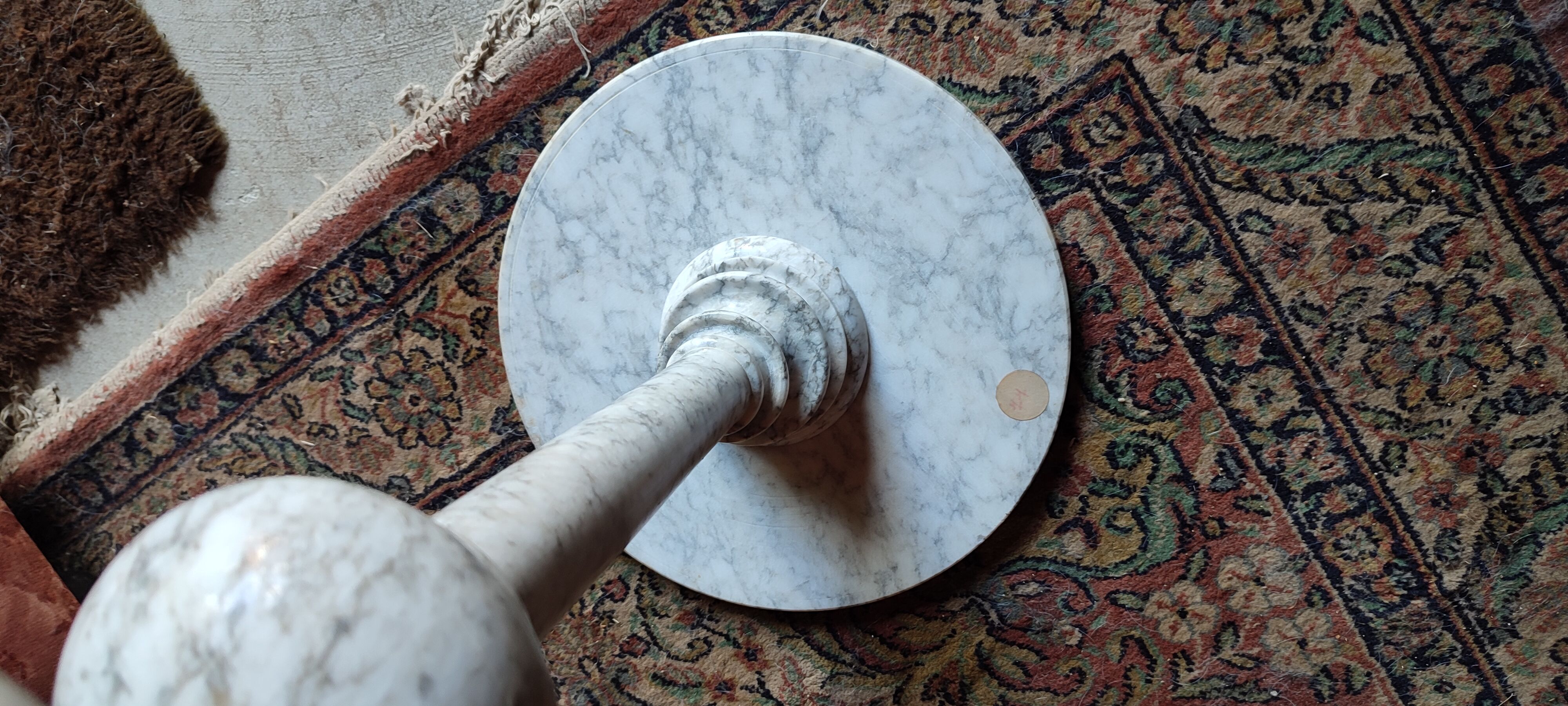 White marble harness pedestal table