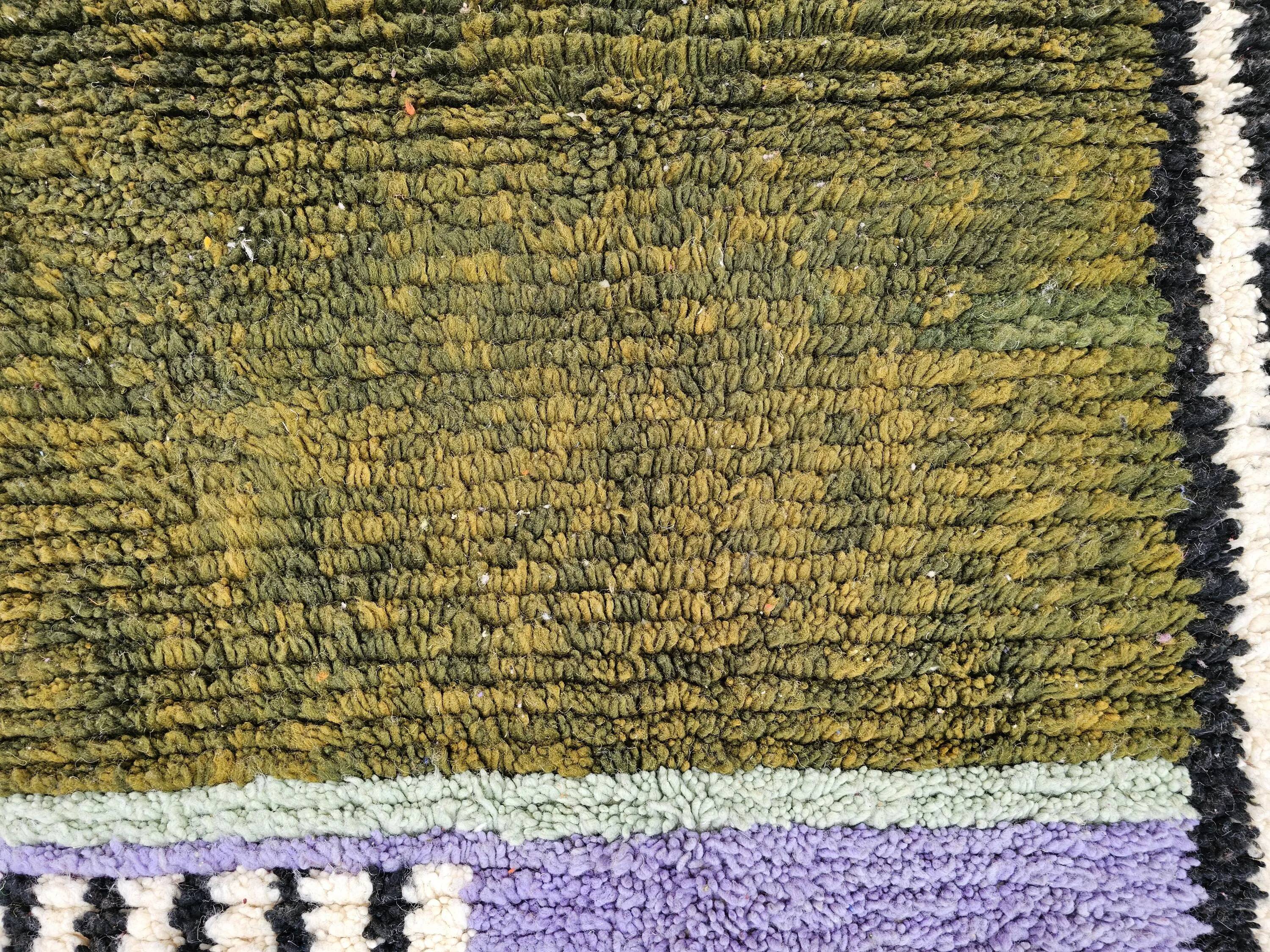 Unique Moroccan rug made of natural wool, 2.5x1.5 m.