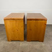 Pair of stools Les Arcs, Charlotte Perriand selection
