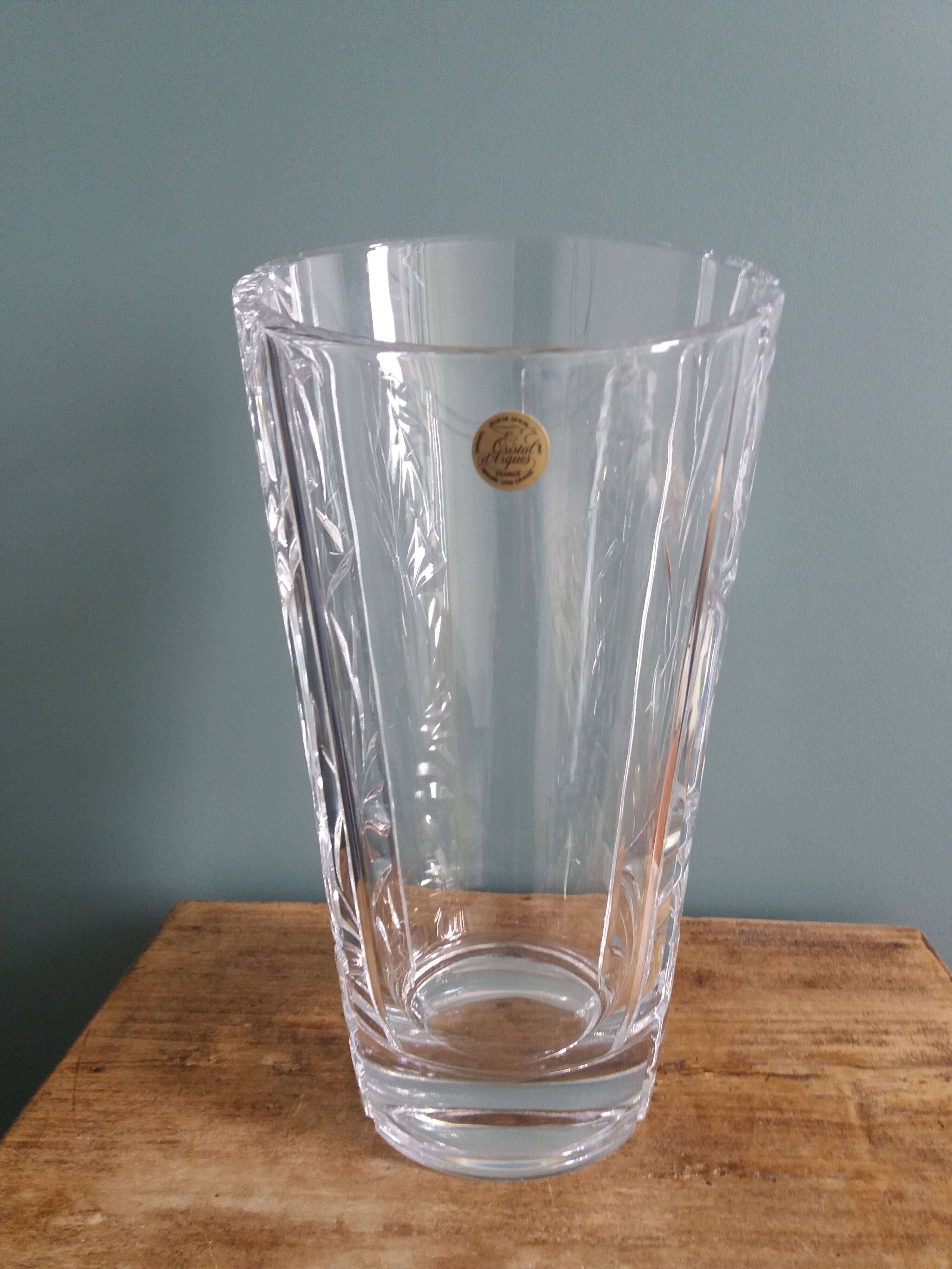 Arques crystal vase