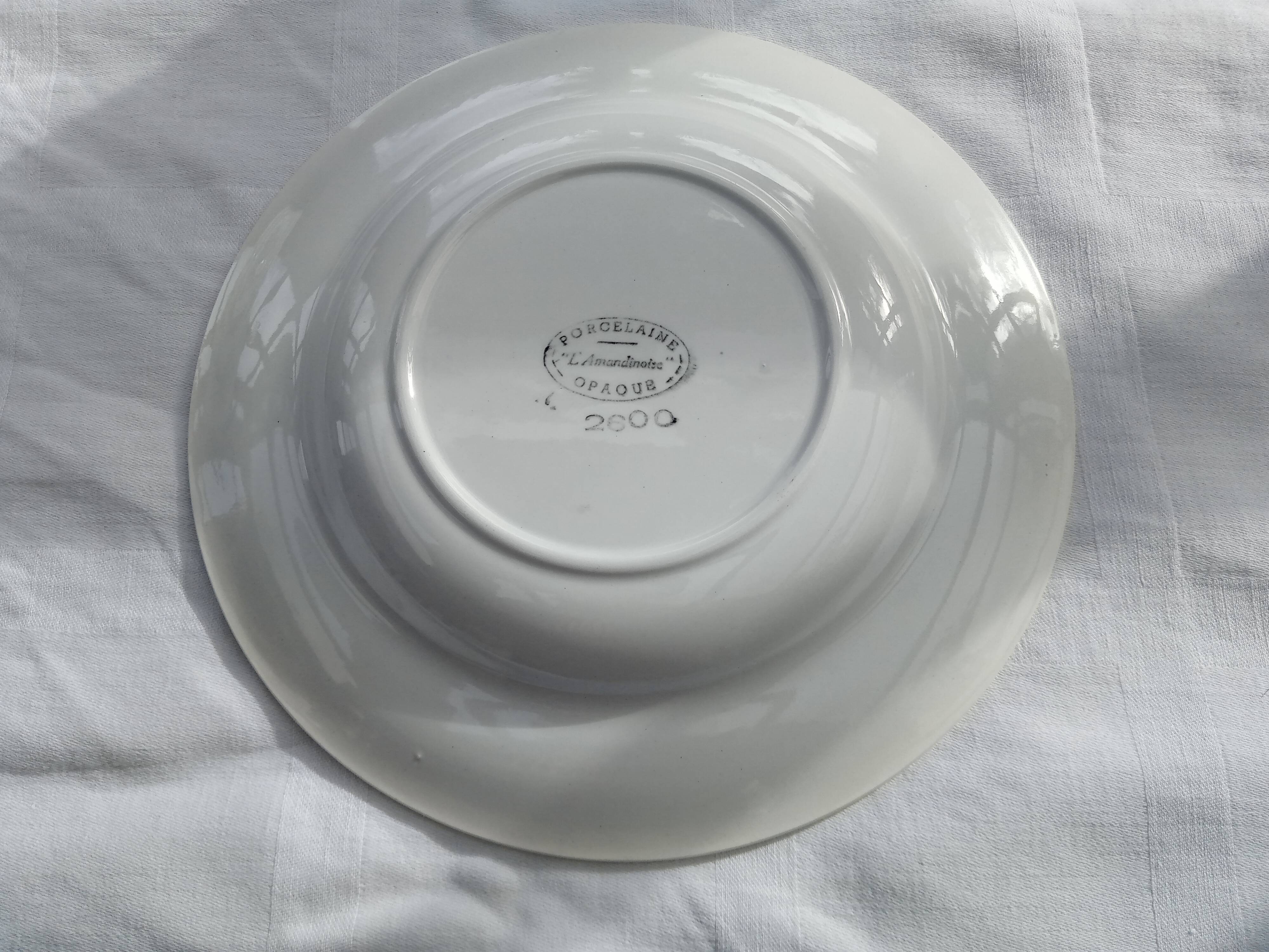 6 Amandinoise soup plates