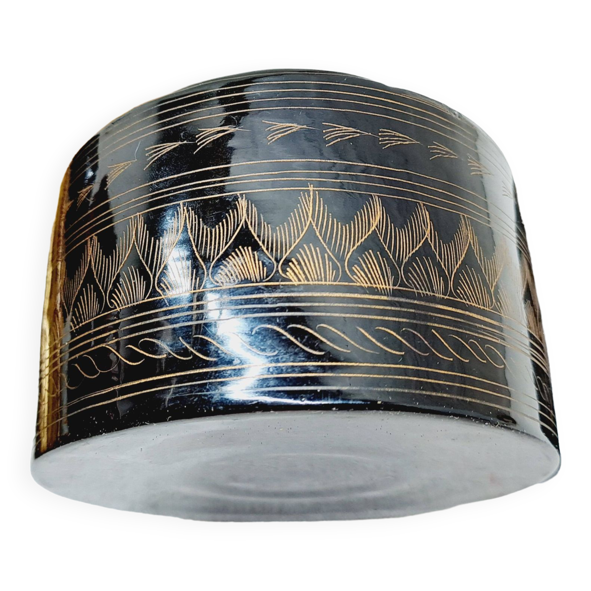 Lacquered wood jewelry box