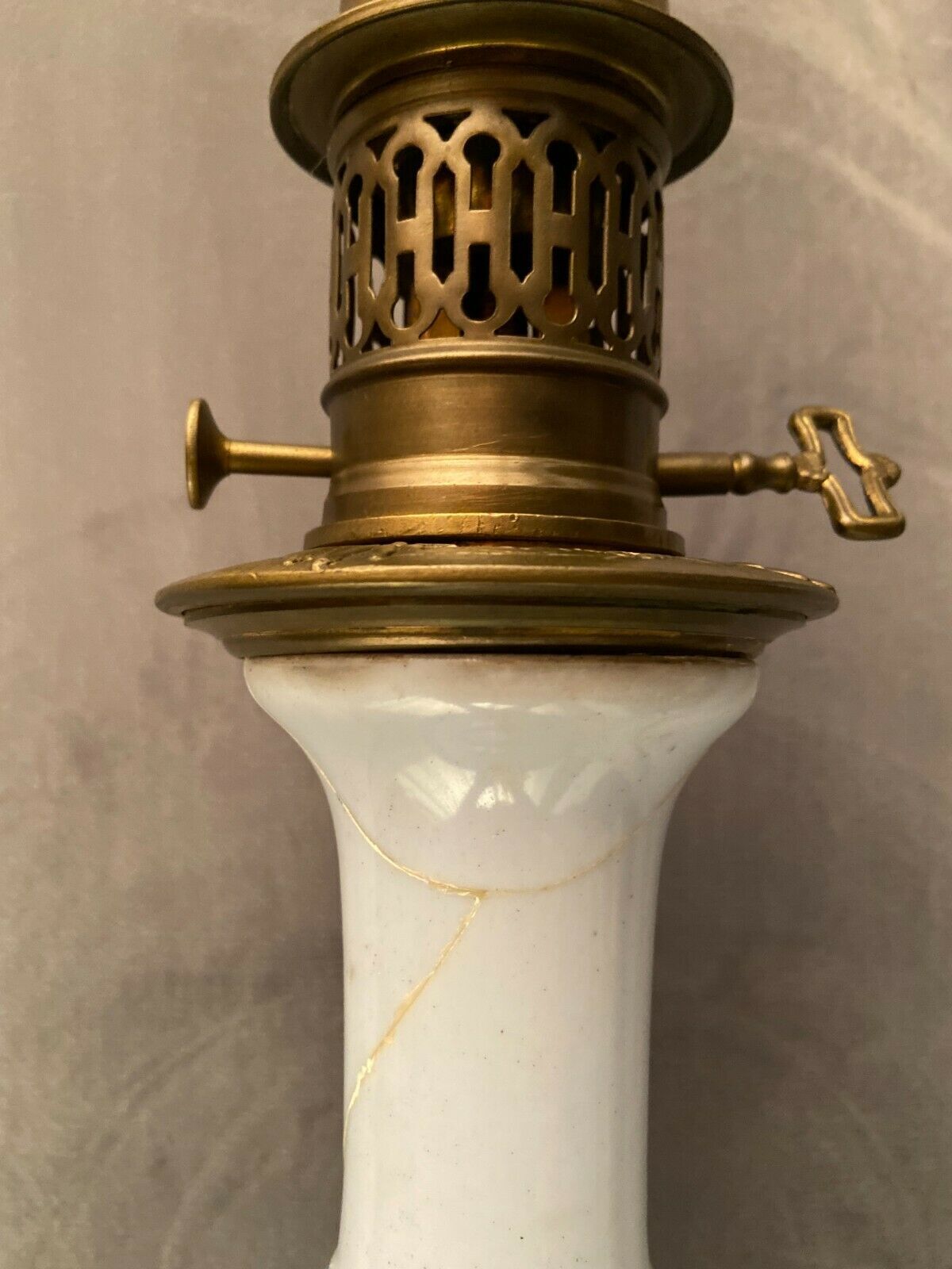 Old Paris porcelain lamp on nineteenth century bronze frame