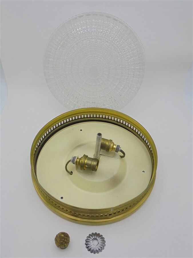 Luxurious ceiling light