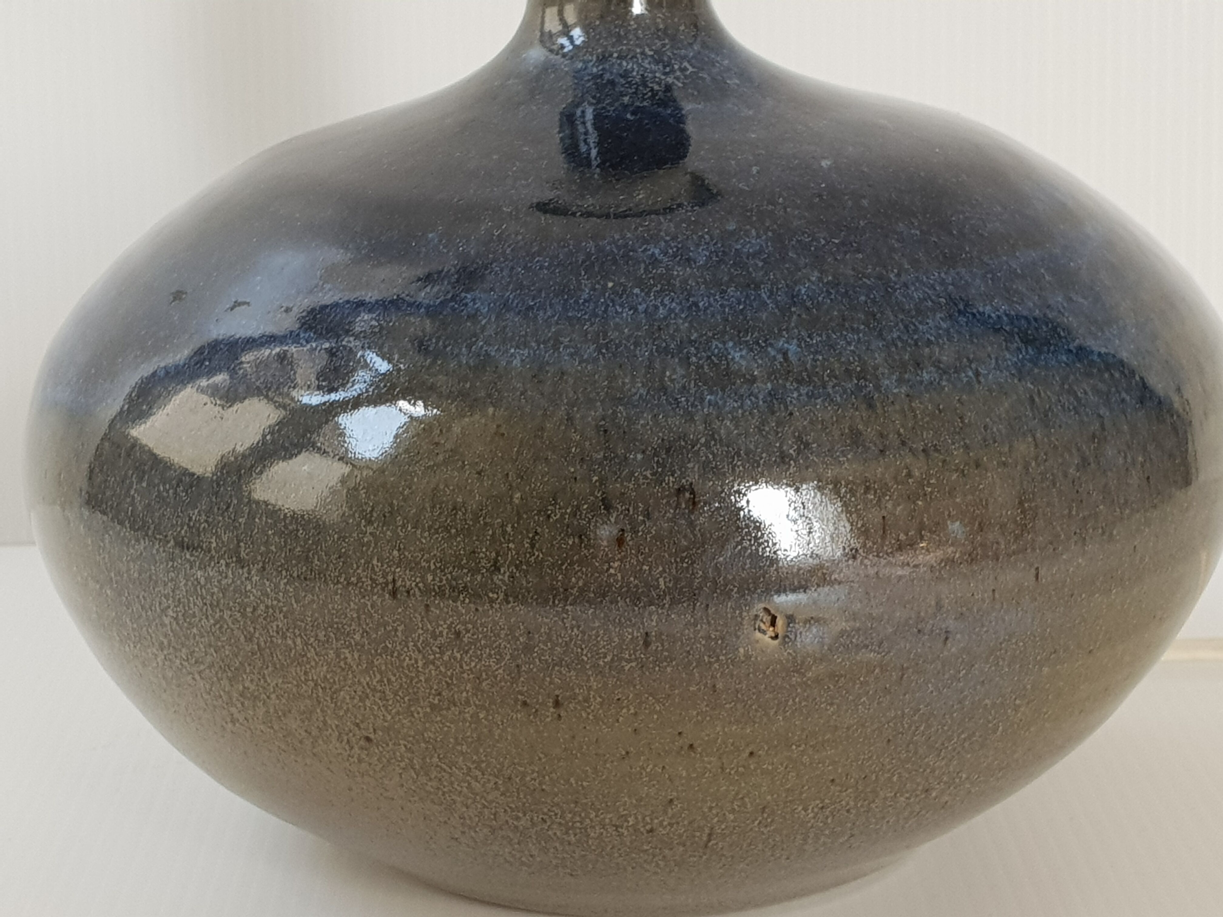 Vintage sandstone lamp foot