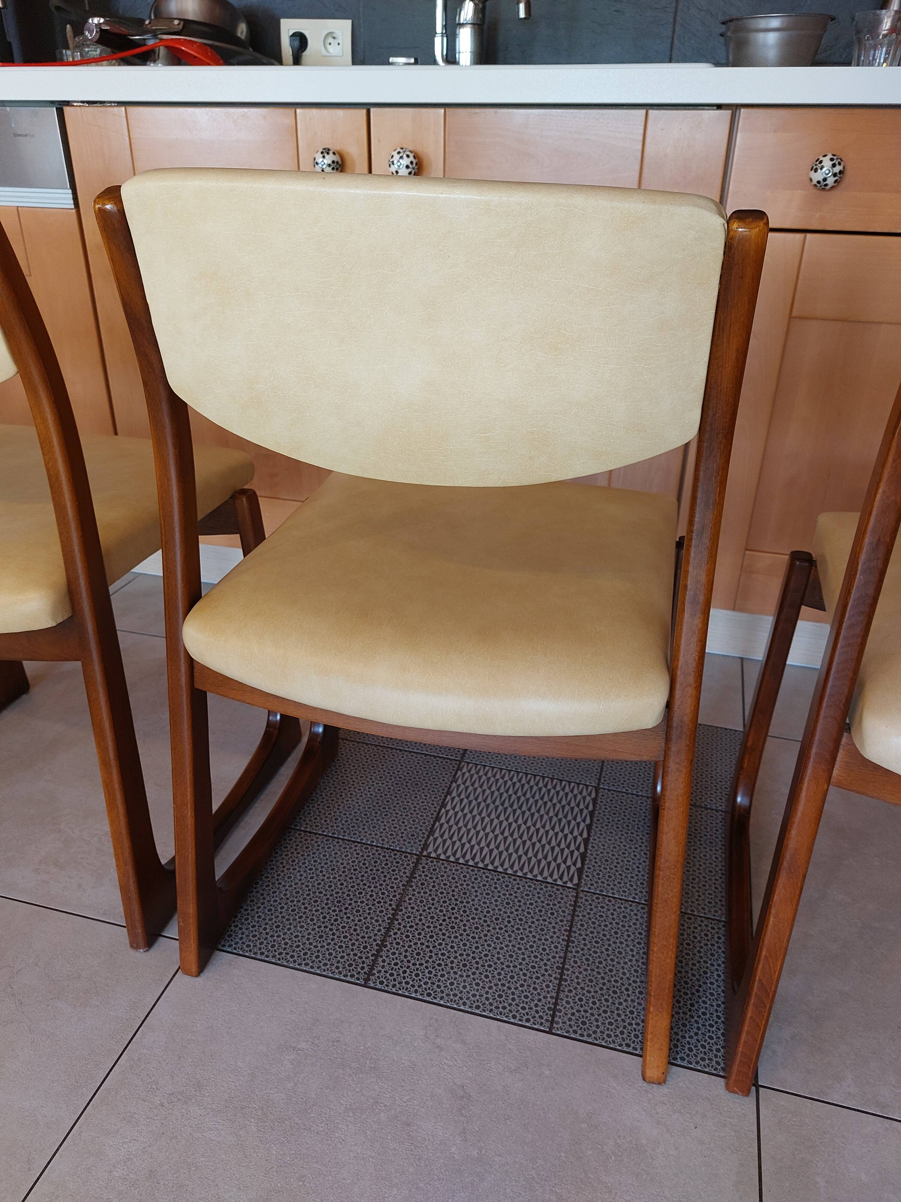 4 sled chairs, vintage