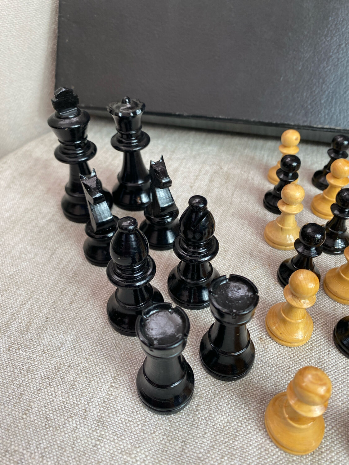 Wooden chess set, Rachez Paris