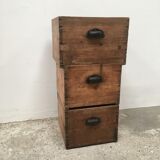 Batch of 3 wooden crates with handles