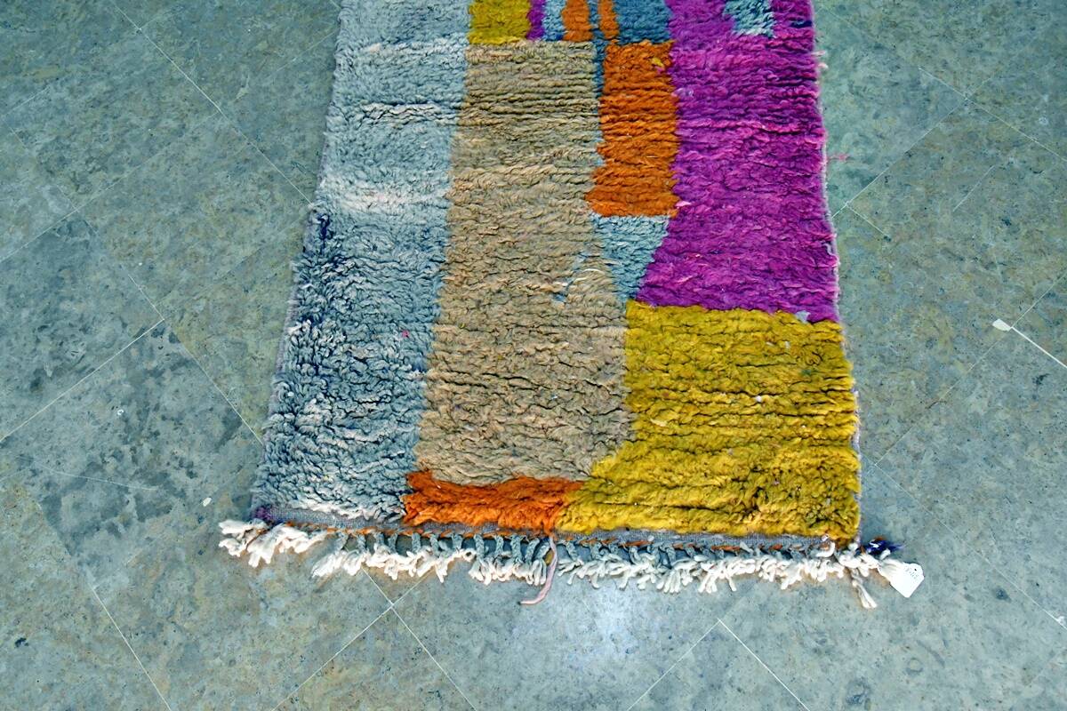 Moroccan Berber carpet hallway Boujaad 304 x 85 cm new