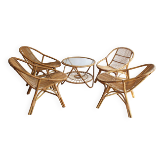 Ensemble de quatre fauteuils et table d'appoint en rotin des années 1960 par Jaroslav Prochazka pour ULUV