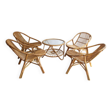 Ensemble de quatre fauteuils et table d'appoint en rotin des années 1960 par Jaroslav Prochazka pour ULUV