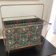 Porte revue métal et toile cirée vintage