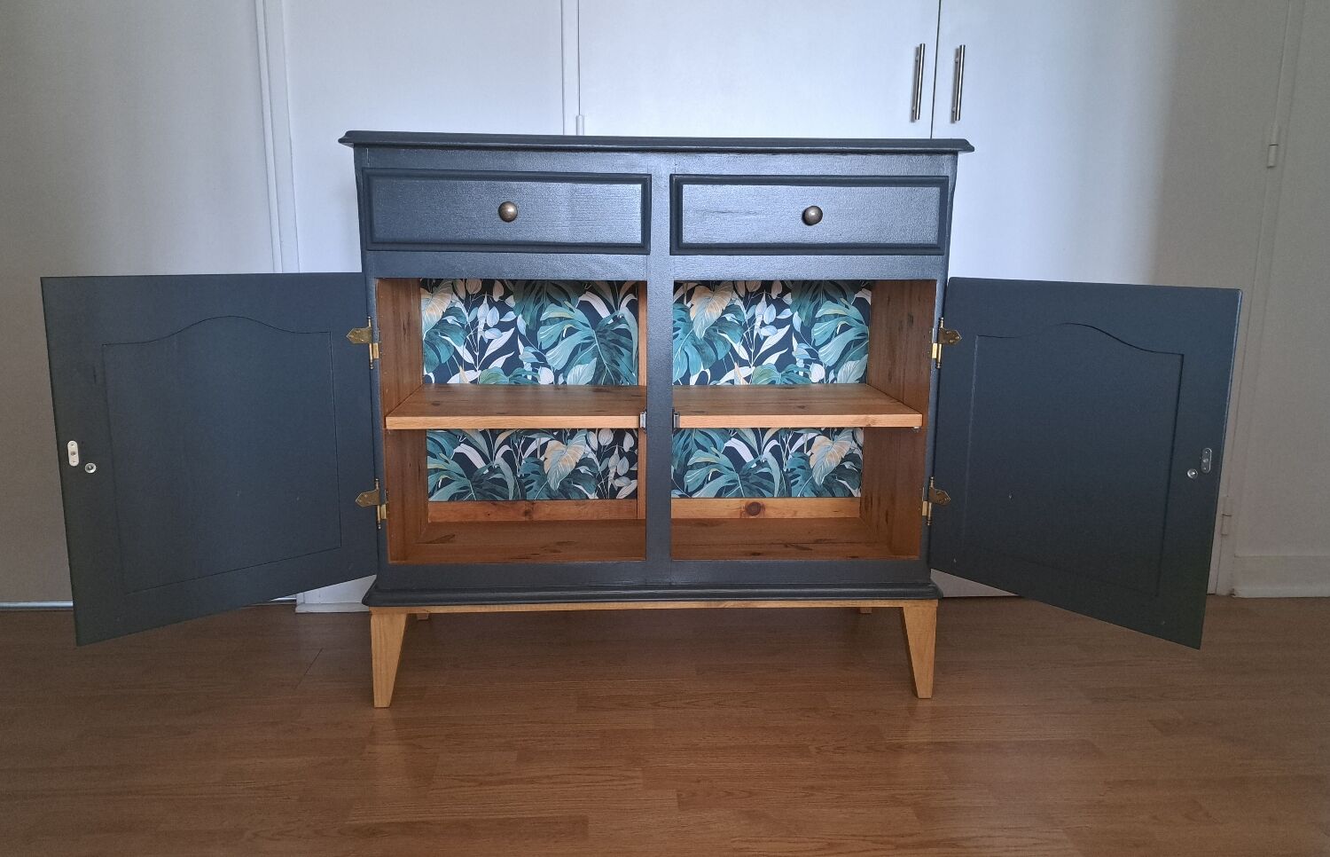 Low sideboard