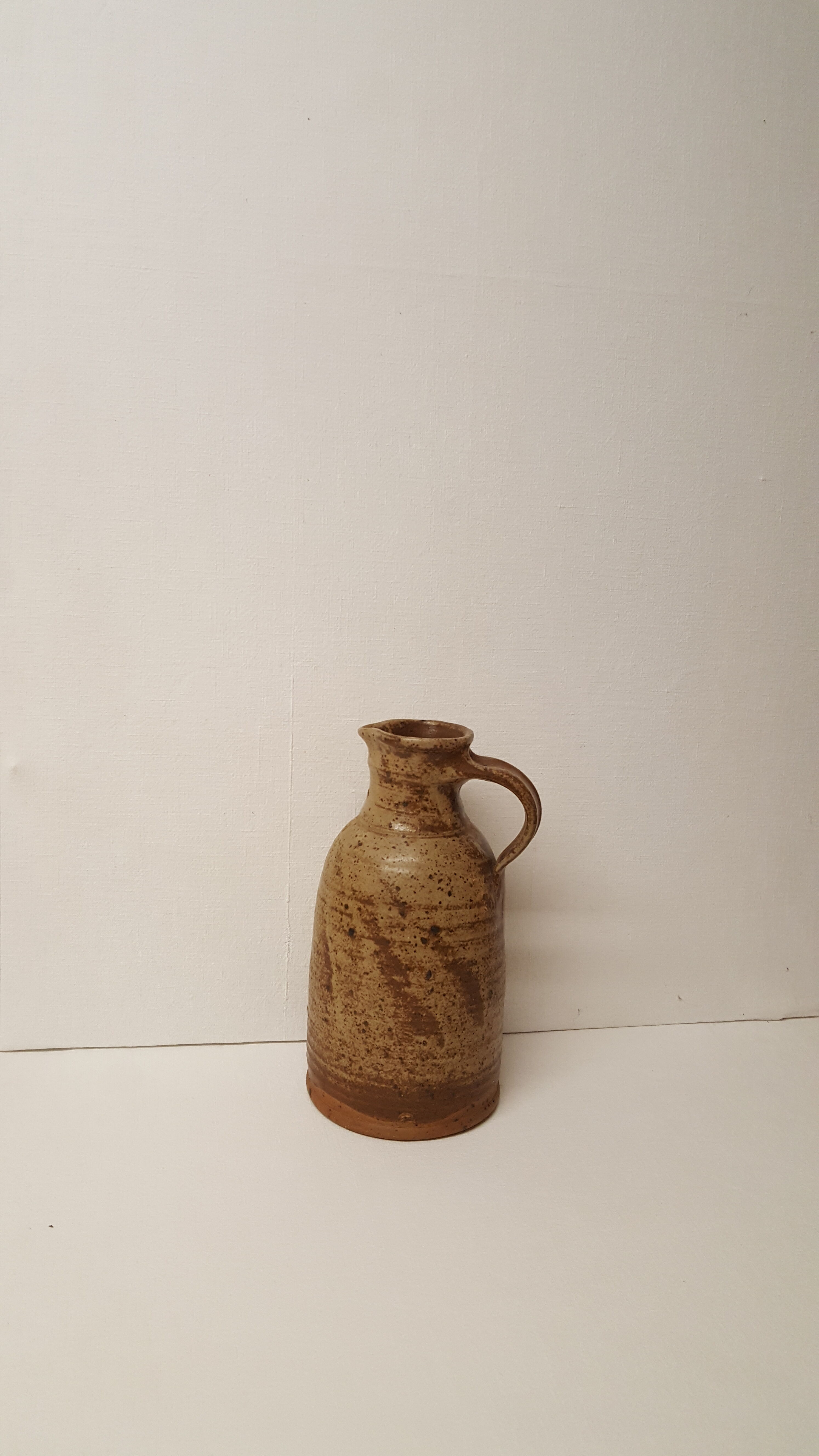 Sandstone pitcher