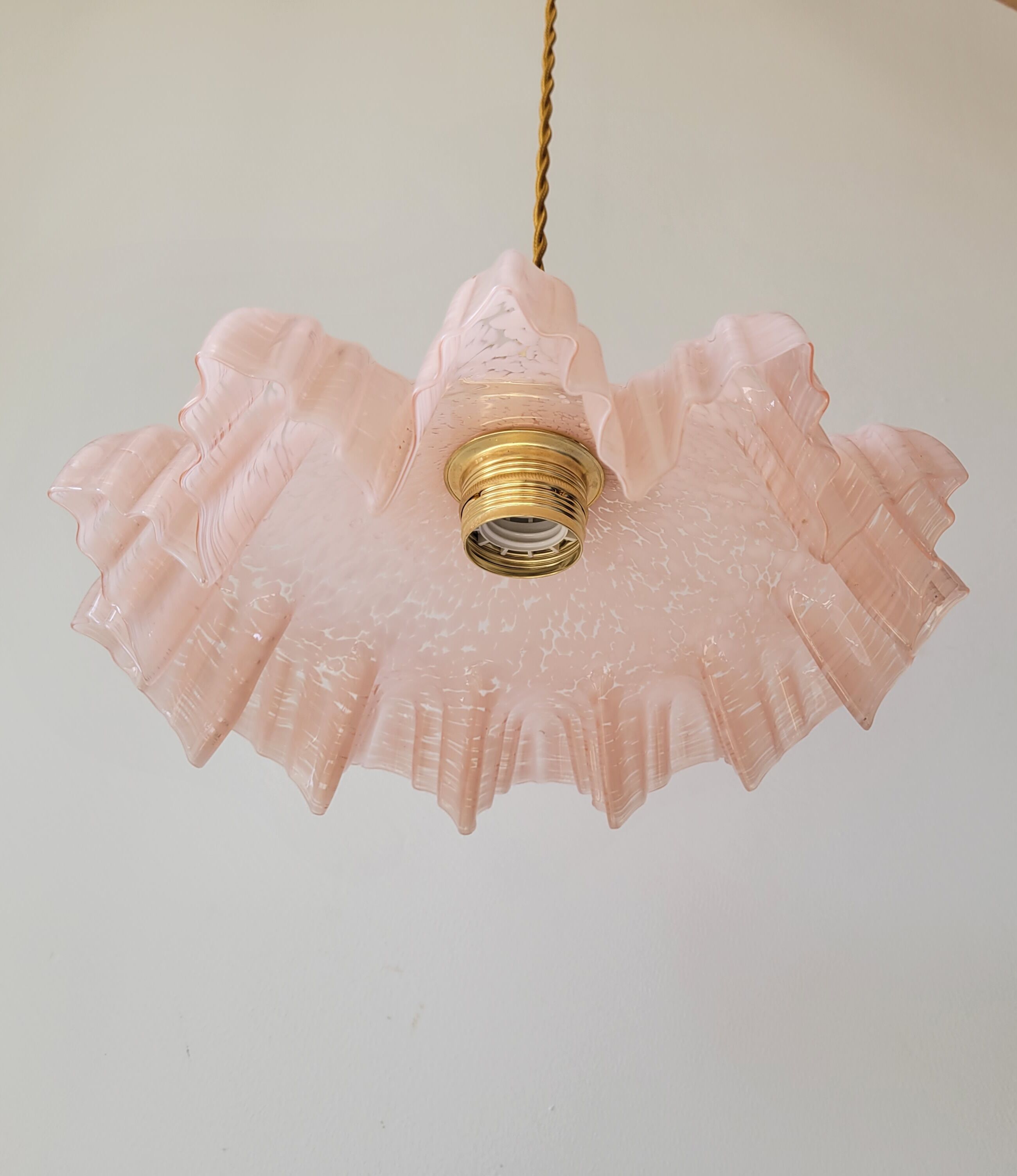 Suspension en verre de Clichy rose