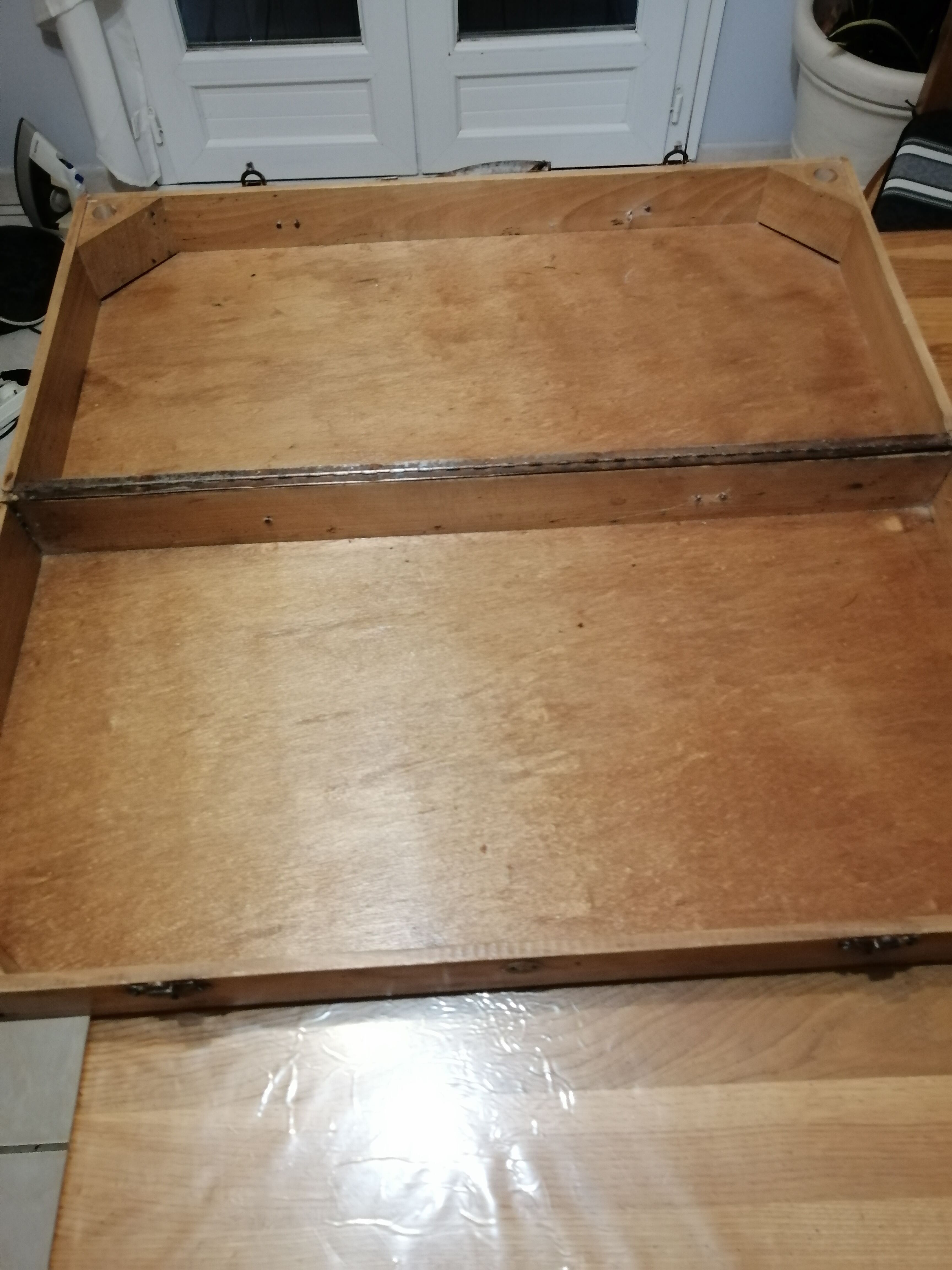 Wooden suitcase for old deco