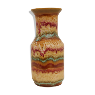 Multi-coloured sandstone vase