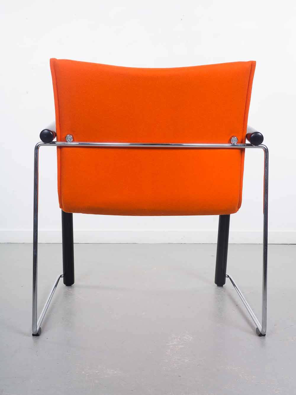 Thonet chair – Wulf Schneider & Ulrich Böhme
