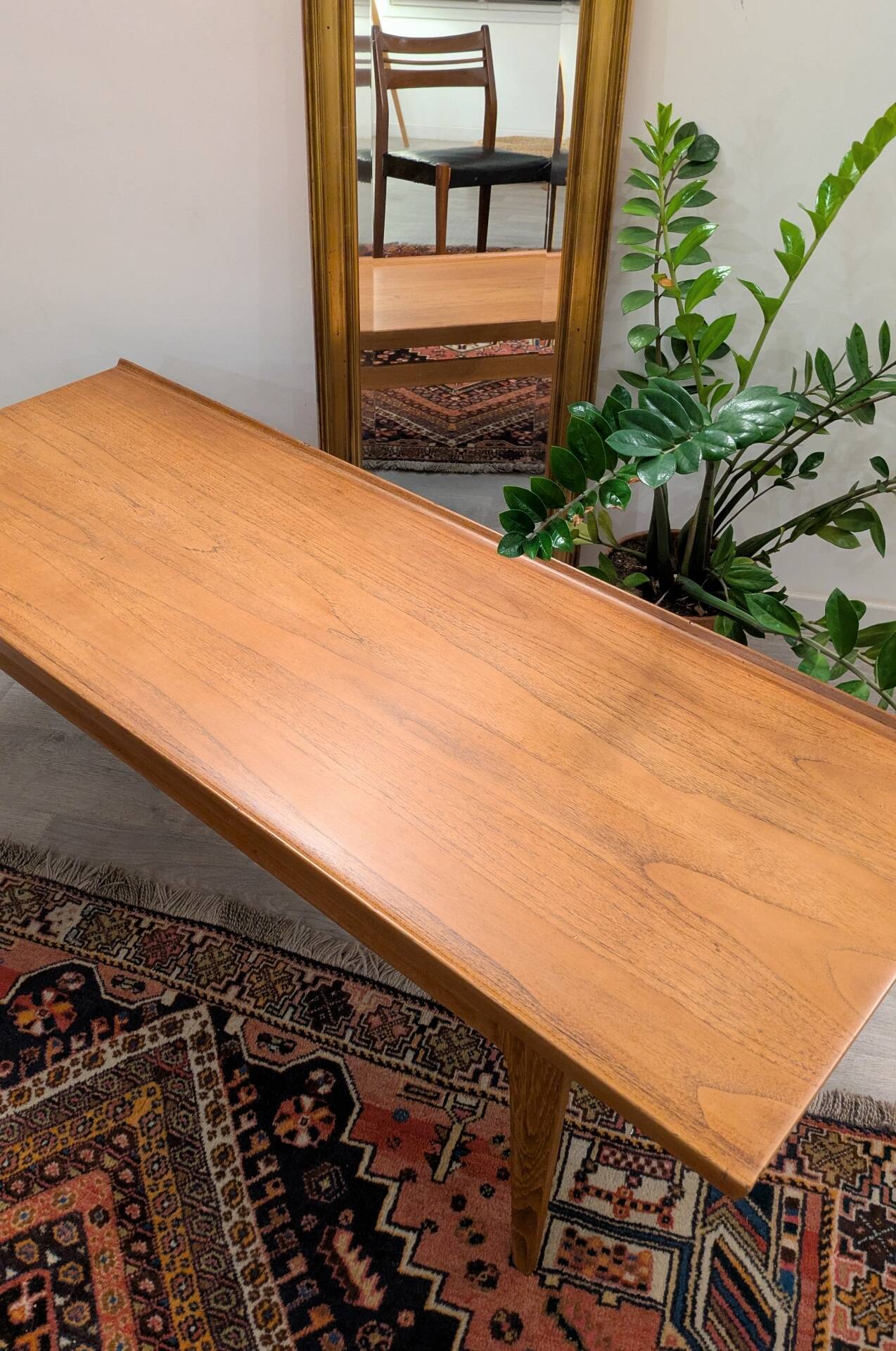 Finn Juhl – Coffee table Series 500 France & Søn in solid teak – Danema