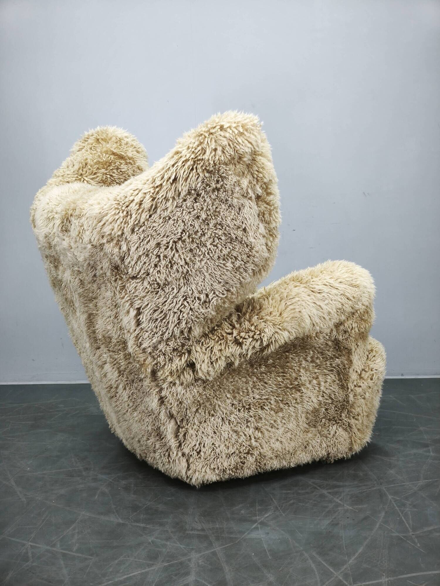 1930s Art Deco Wingback Armchair in Honey Skandilock Sheepskin