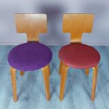 Ensemble de 2 chaises en contreplaqué par Cor Alons années 1950.
