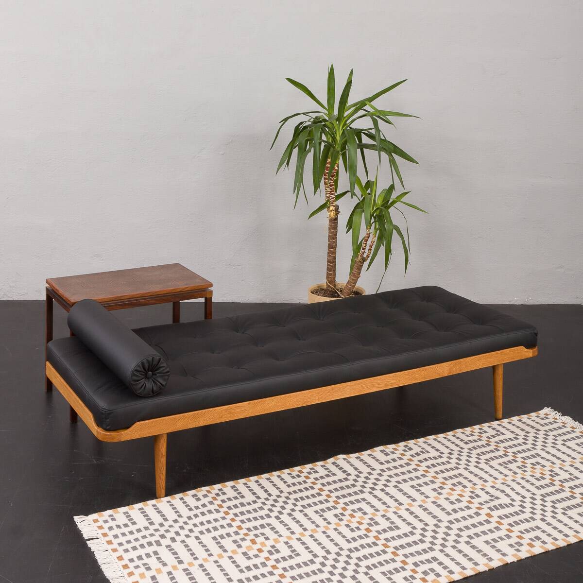 Danish mid century solid oak daybed in black leather, 1960s