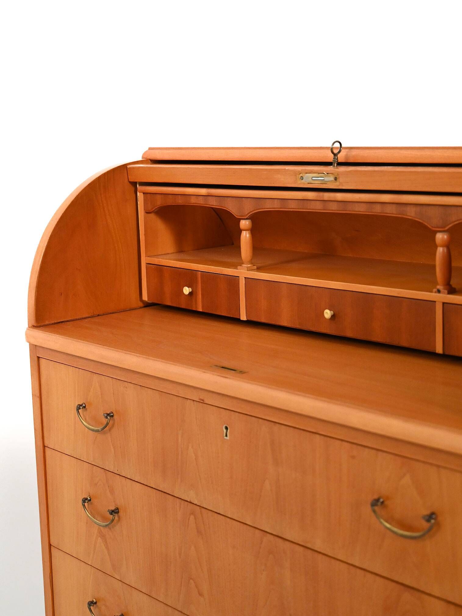 Secrétaire in Scandinavian birch with inlaid roll-top