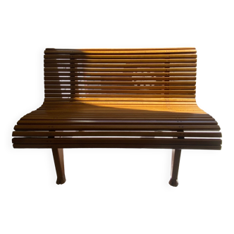 Solid wood bench