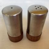 Salt and pepper set in teak and metal, Scandinavian style.