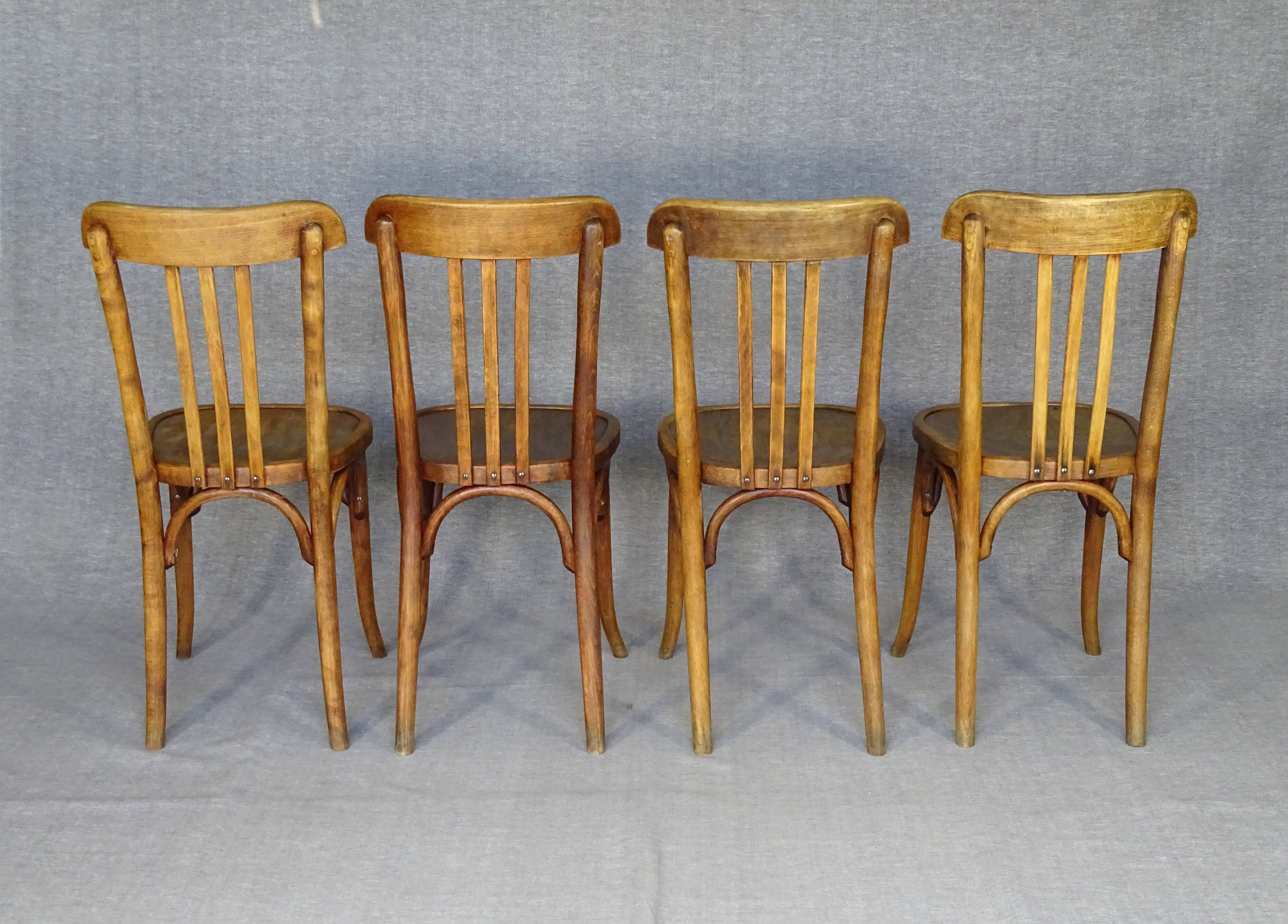 Set of 8 Fischel bentwood Bistrot chairs circa 1930