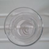 Carafe pattern grape clusters