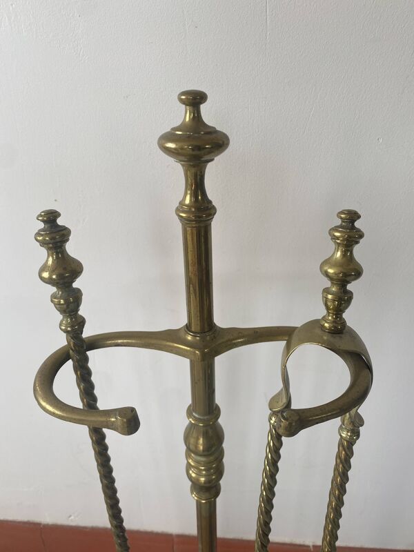 Nécessaire de cheminée