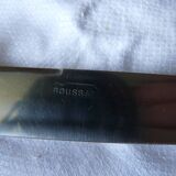 box of 12 stainless steel knives with bakelite handle and silver metal ferrule art decp