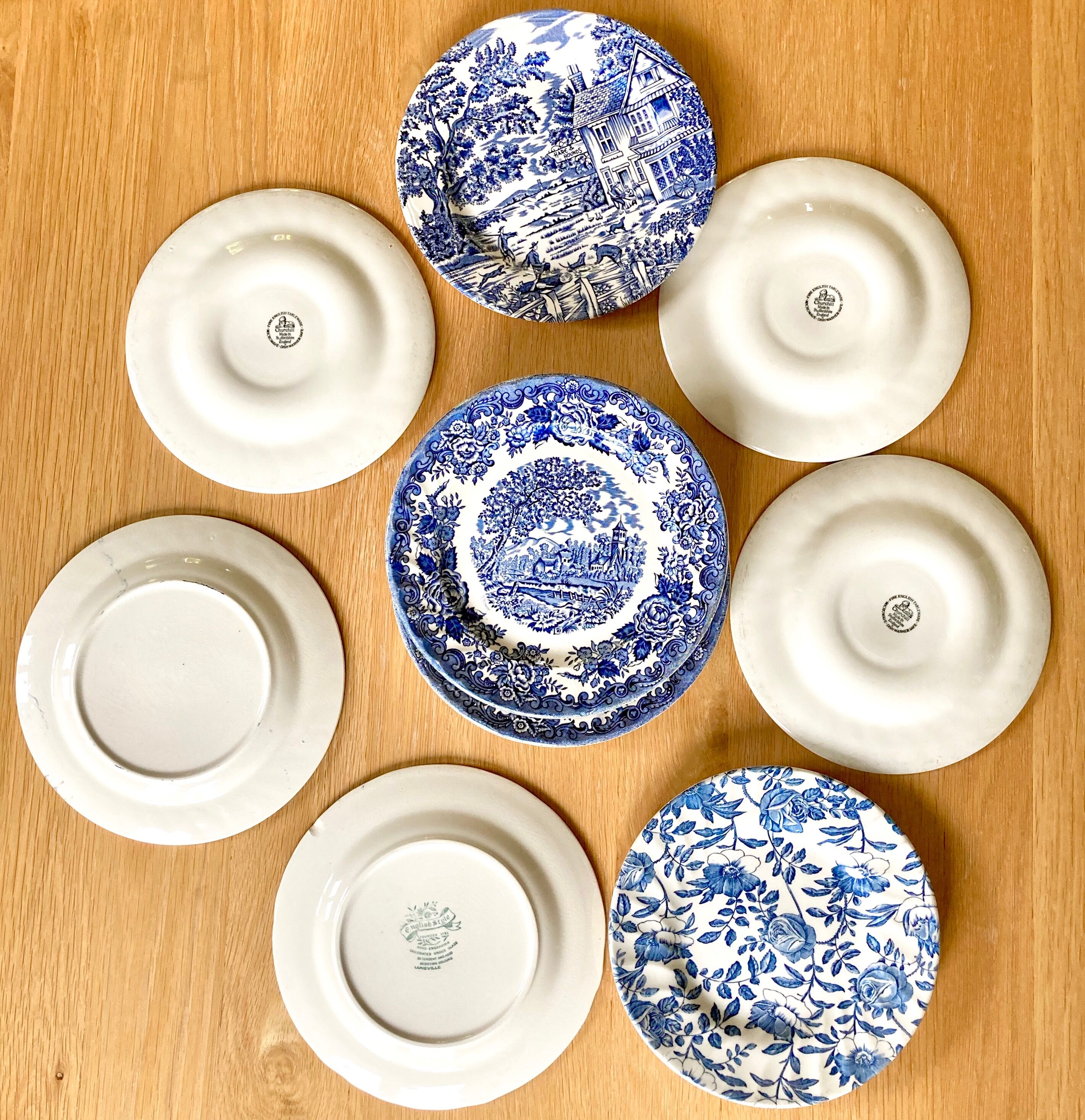 Lot de 12 assiettes à dessert vintage
