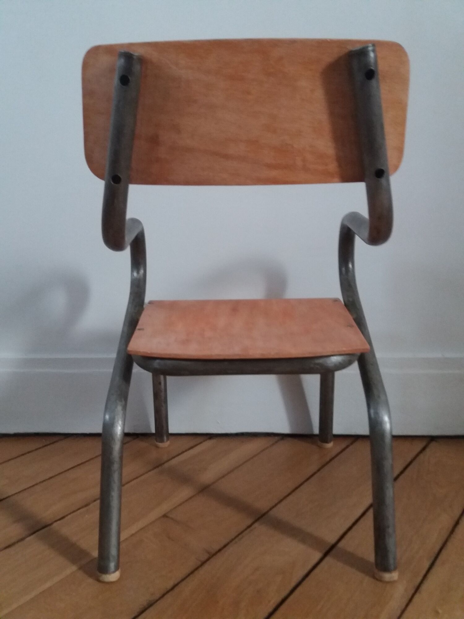 Industrial child chair