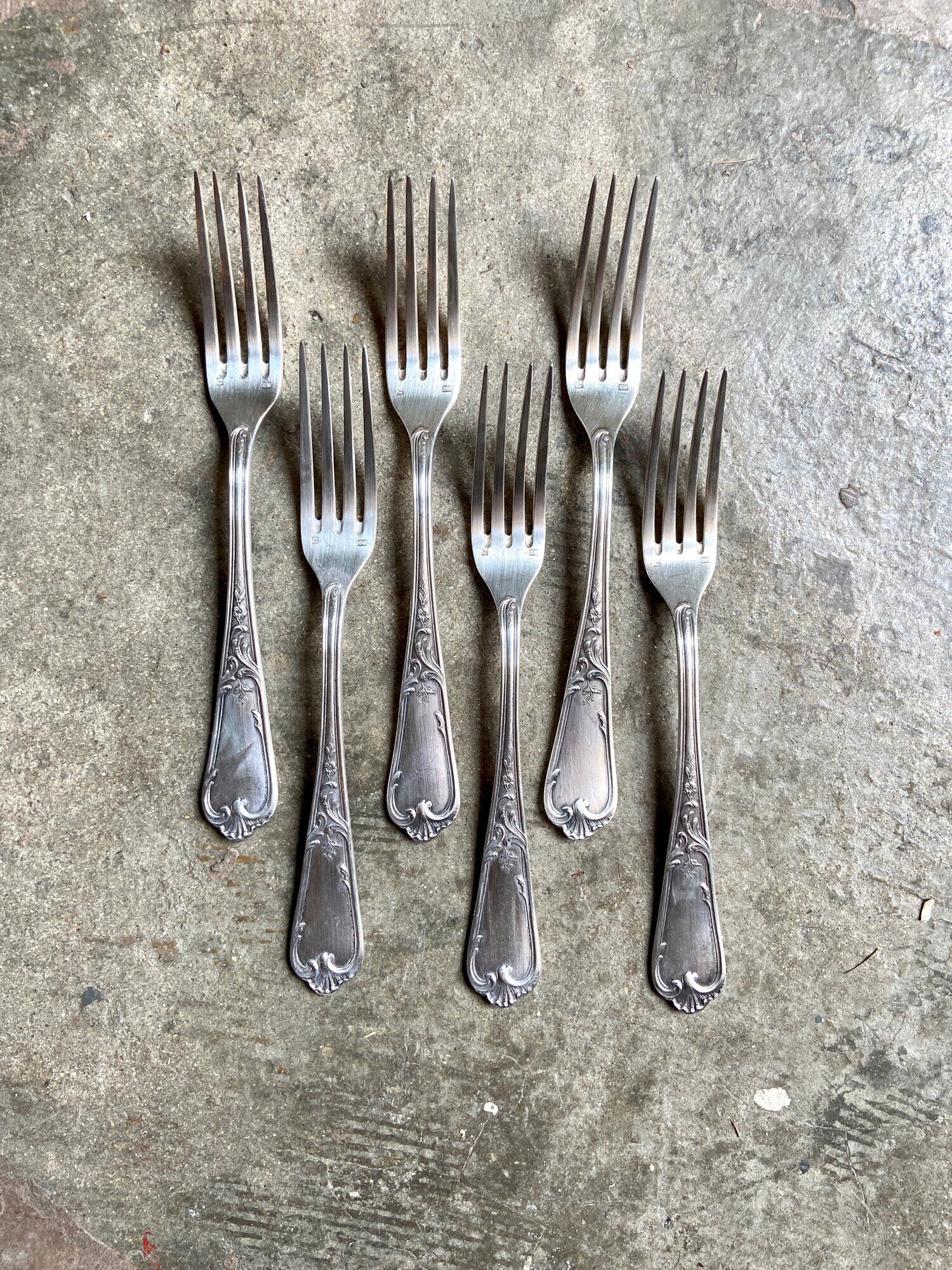 6 silver metal forks