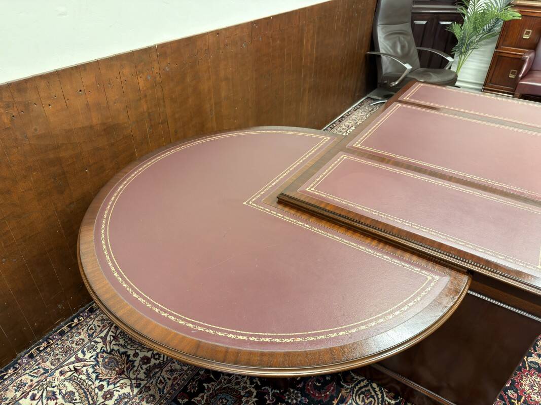 Unique Classic English Desk Set with Conference Table