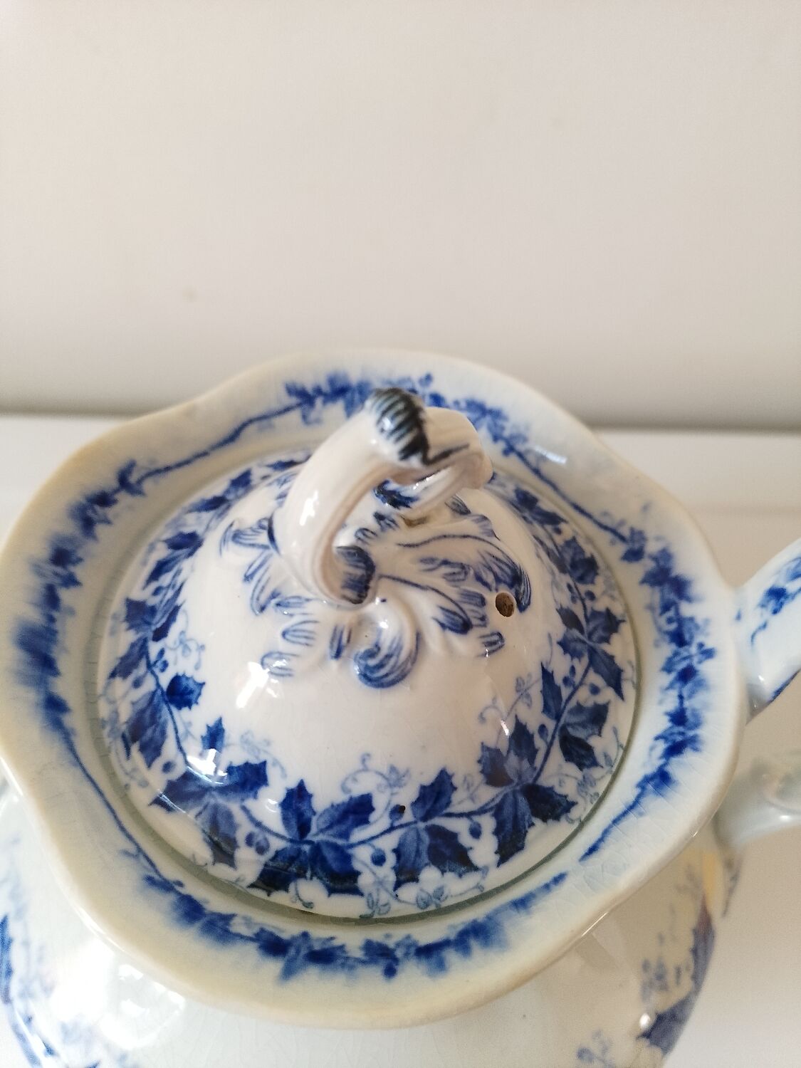 19th century Creil Montereau teapot