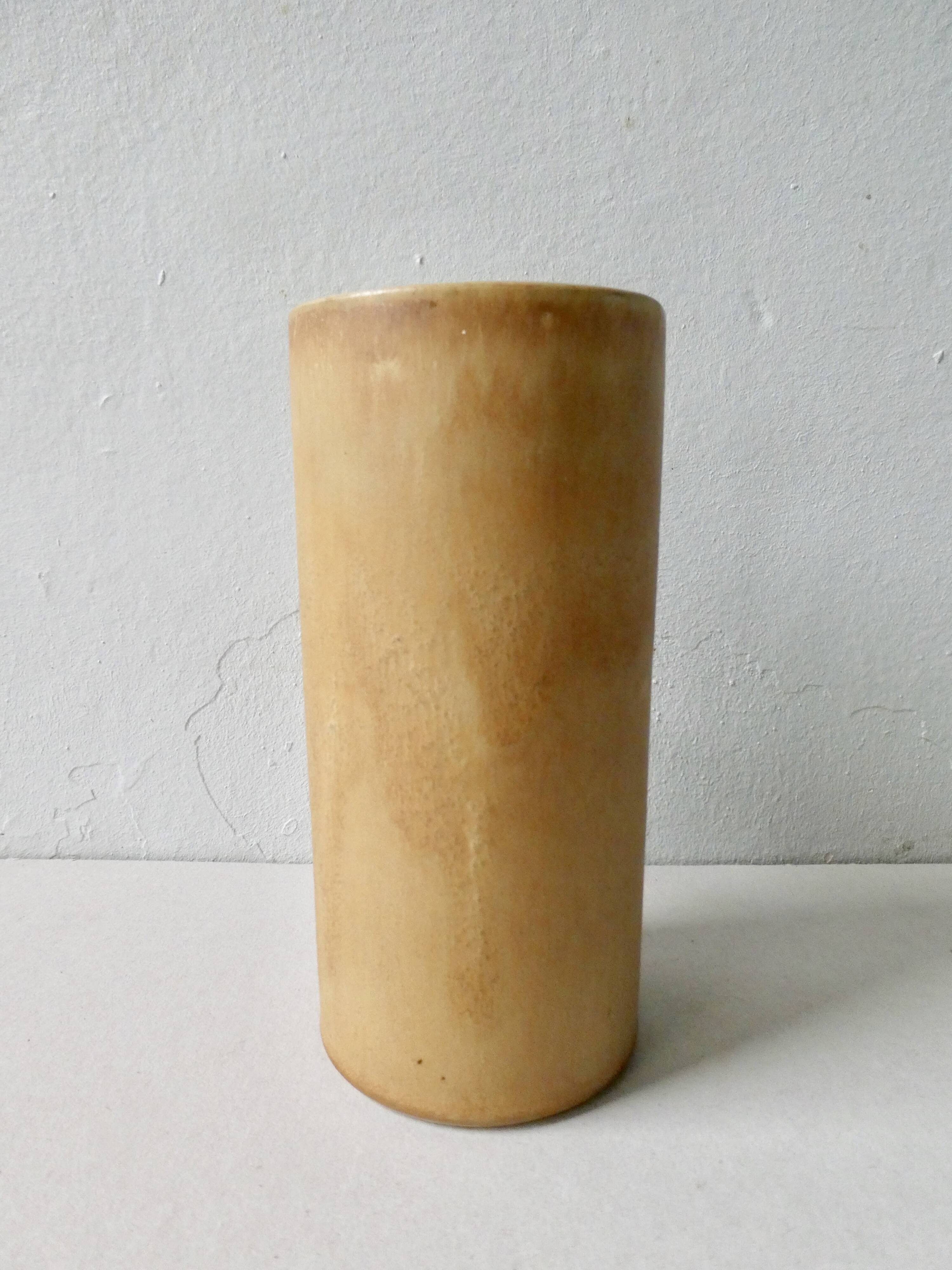 Sandstone vase, natural tone