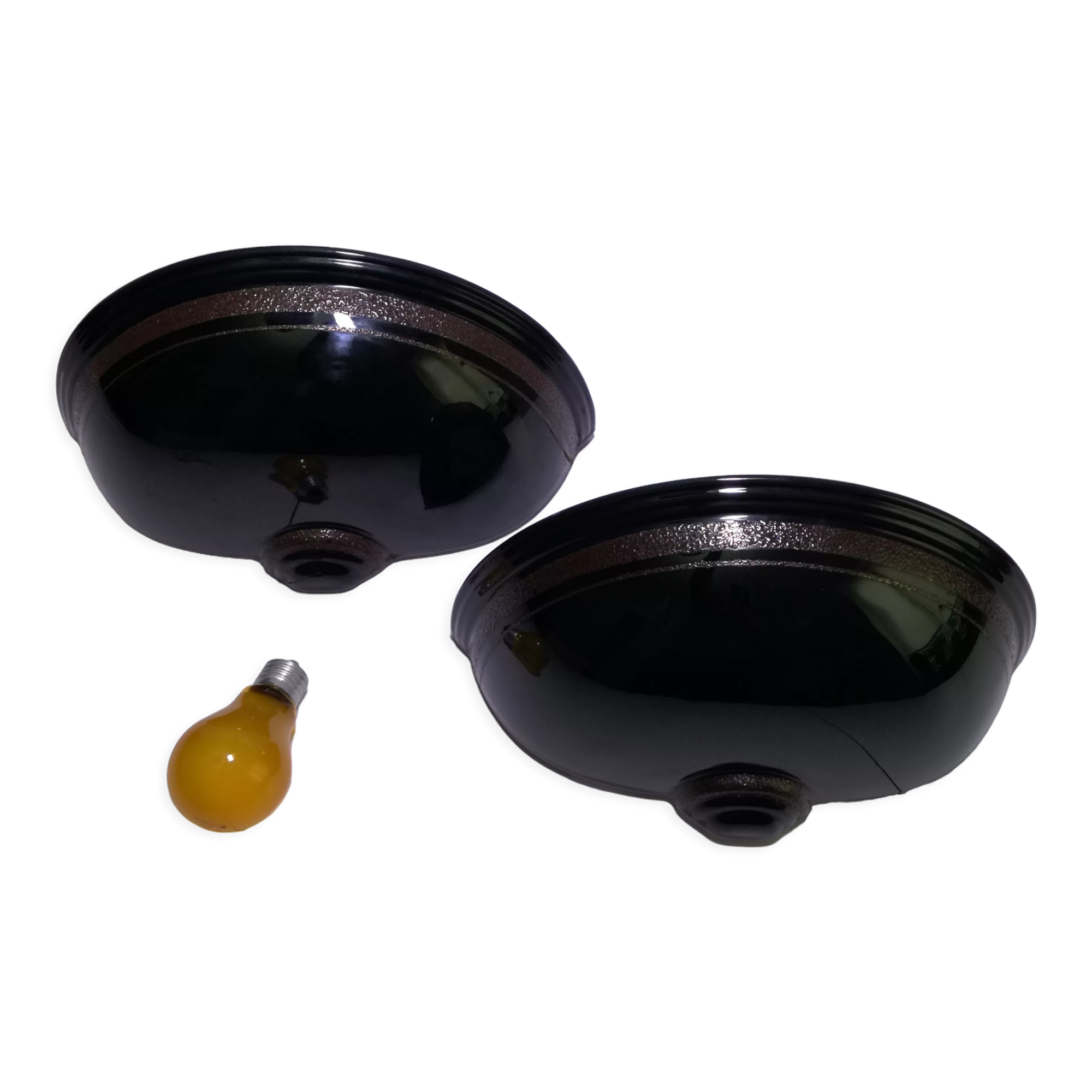 Wall lamp in the shape of an enamelled ceramic basin, set of 2