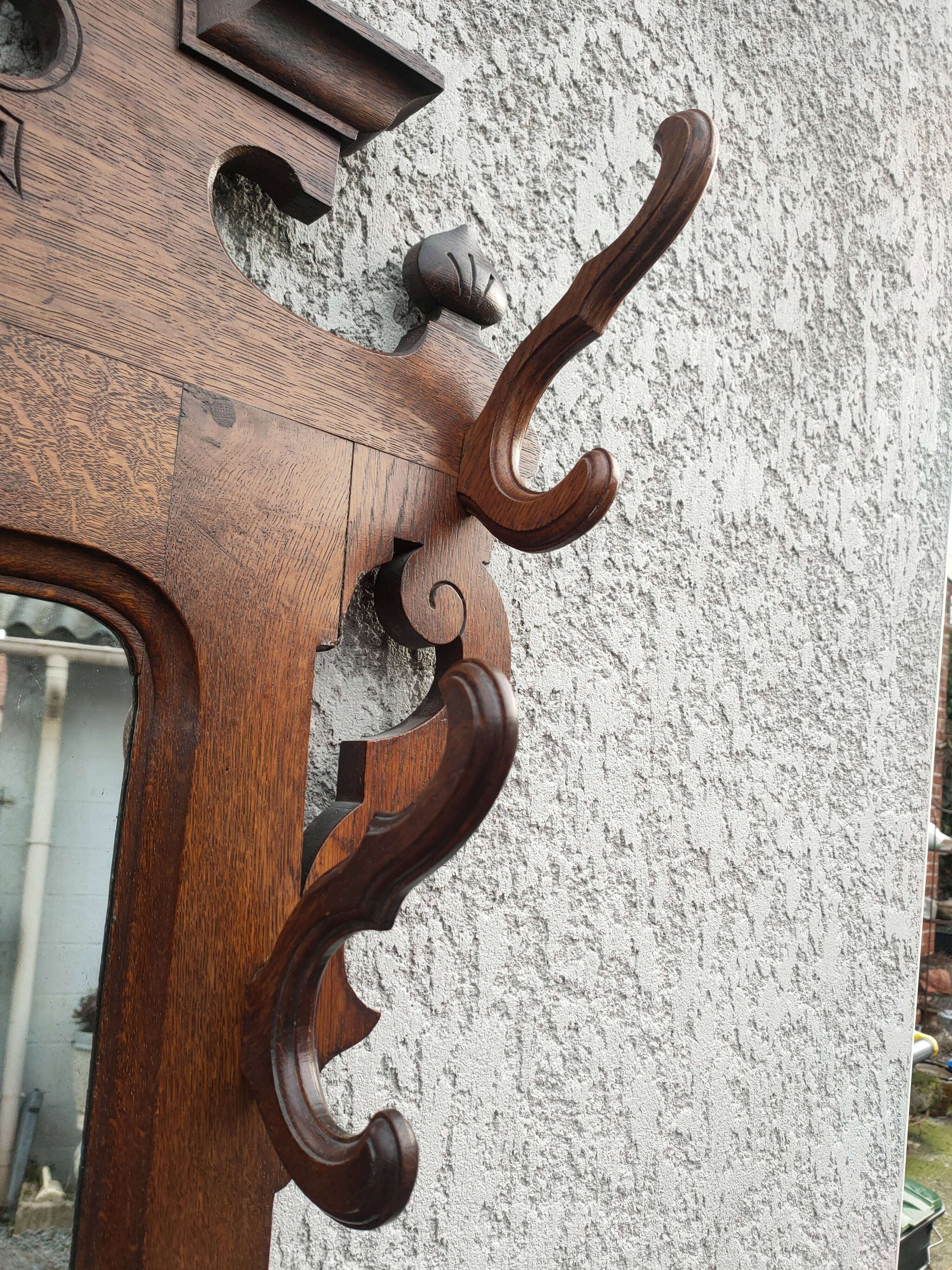 free-standing locker room in solid oak 1900